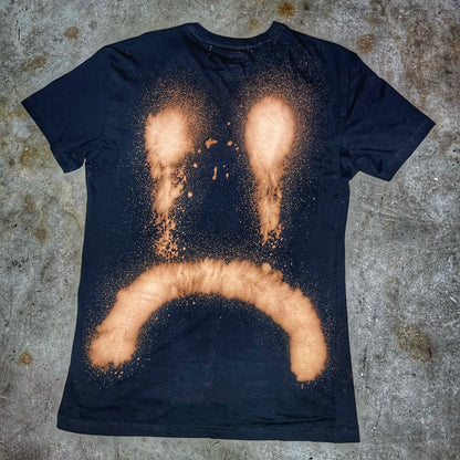 THIRTEEN FIGURES ‘SMILEY FACE’ SHIRT